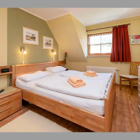 Freesenbruch - Ferienwohnung 4.5 *