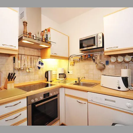 Freesenbruch - Ferienwohnung 4.5 * Zingst