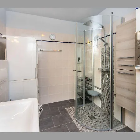 Freesenbruch - Ferienwohnung 4.5 *