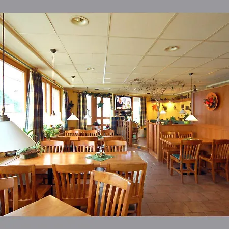 Freesenbruch - Ferienwohnung 4.5 * Zingst